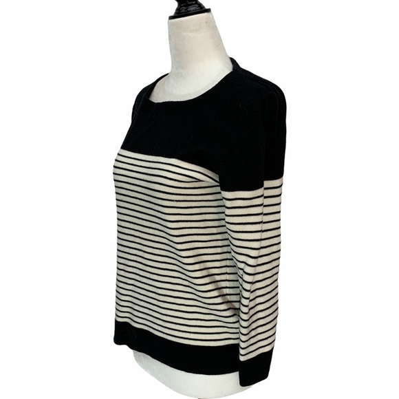 Ann Taylor LOFT Cotton/Silk Blend Striped🌸Sweater - Picture 4 of 9